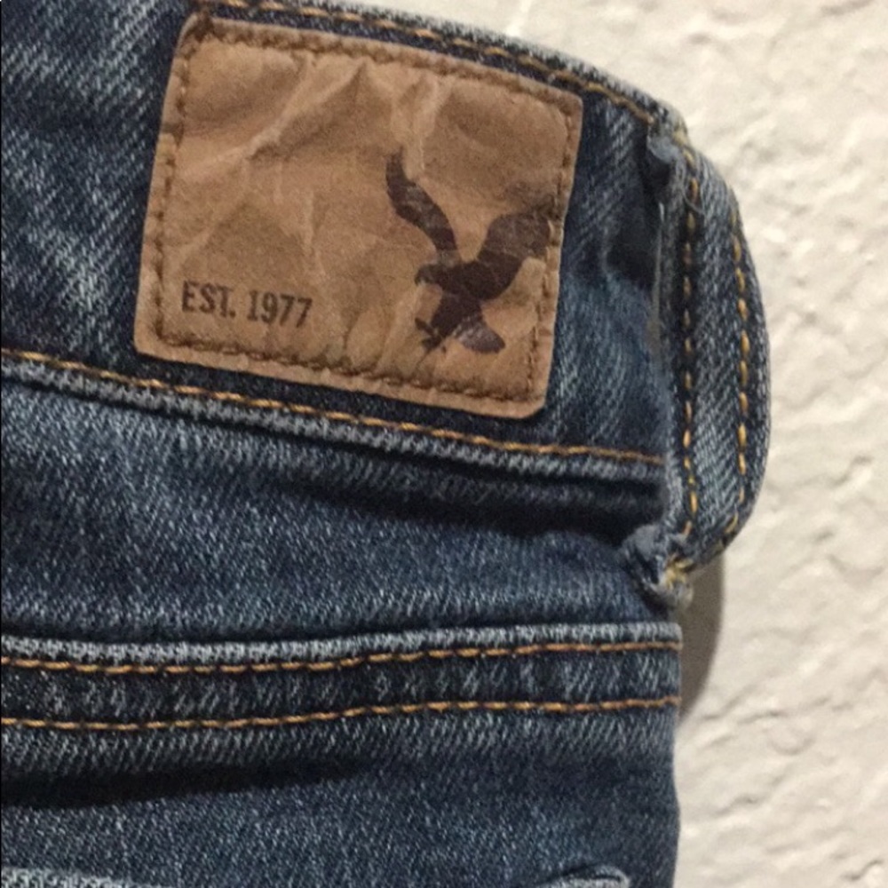 Shorts - Picture 3 of 4